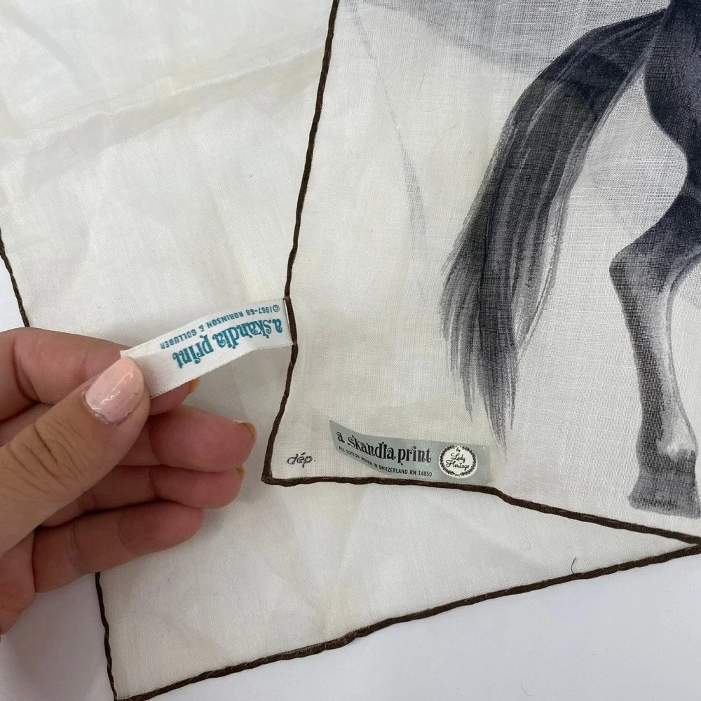 Lady Heritage a Skandia Print Pocket Square White Horse Graphic Cotton Hanky